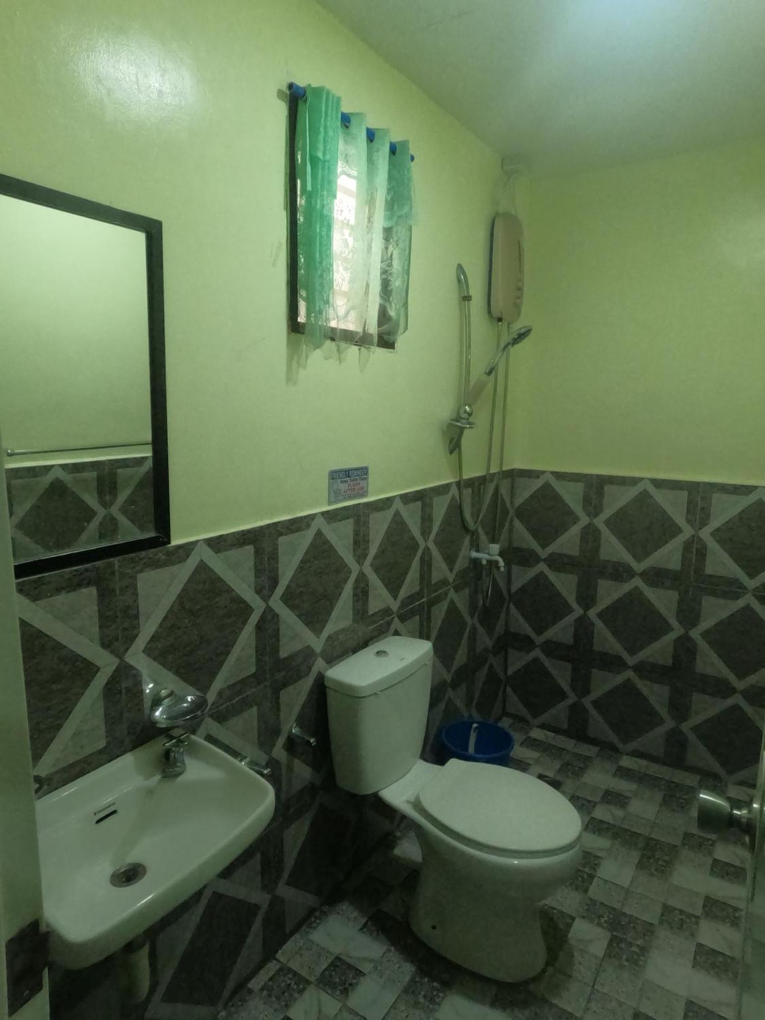 Edgar'S Guest House Moalboal Zimmer foto
